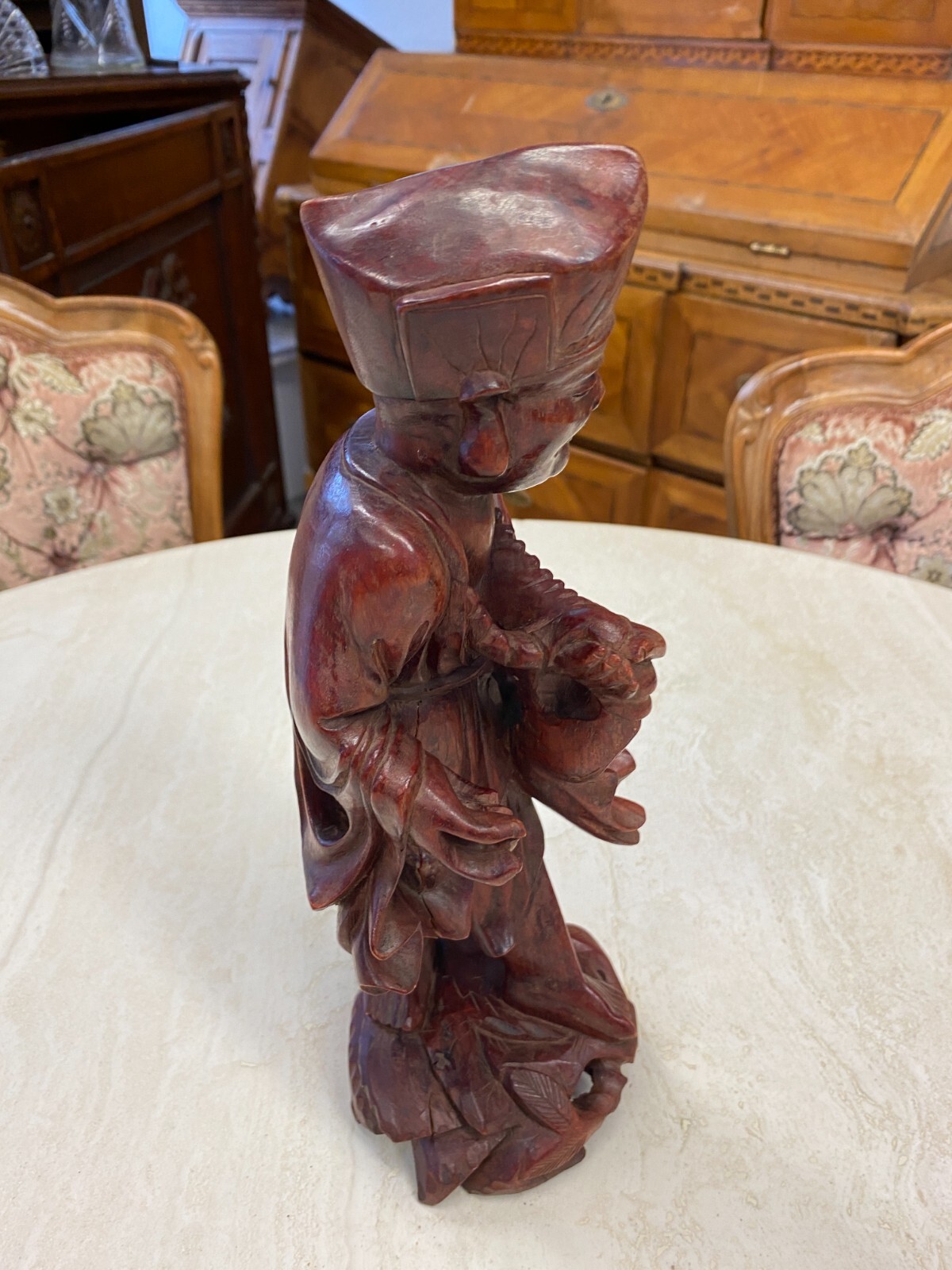 CHINA SKULPTUR AUS HOLZ STEHENDER GELEHRTER 32cm HOCH – Bild 7