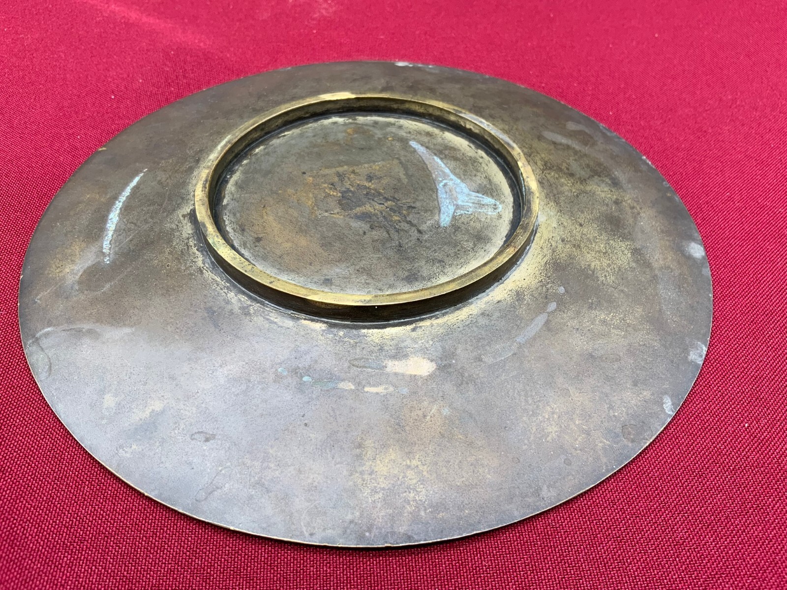 ANTIKER JAPAN TELLER AUS GELBGUSS / MESSING MIT EMAILLE DEKOR 19 TES JHDT – Bild 14