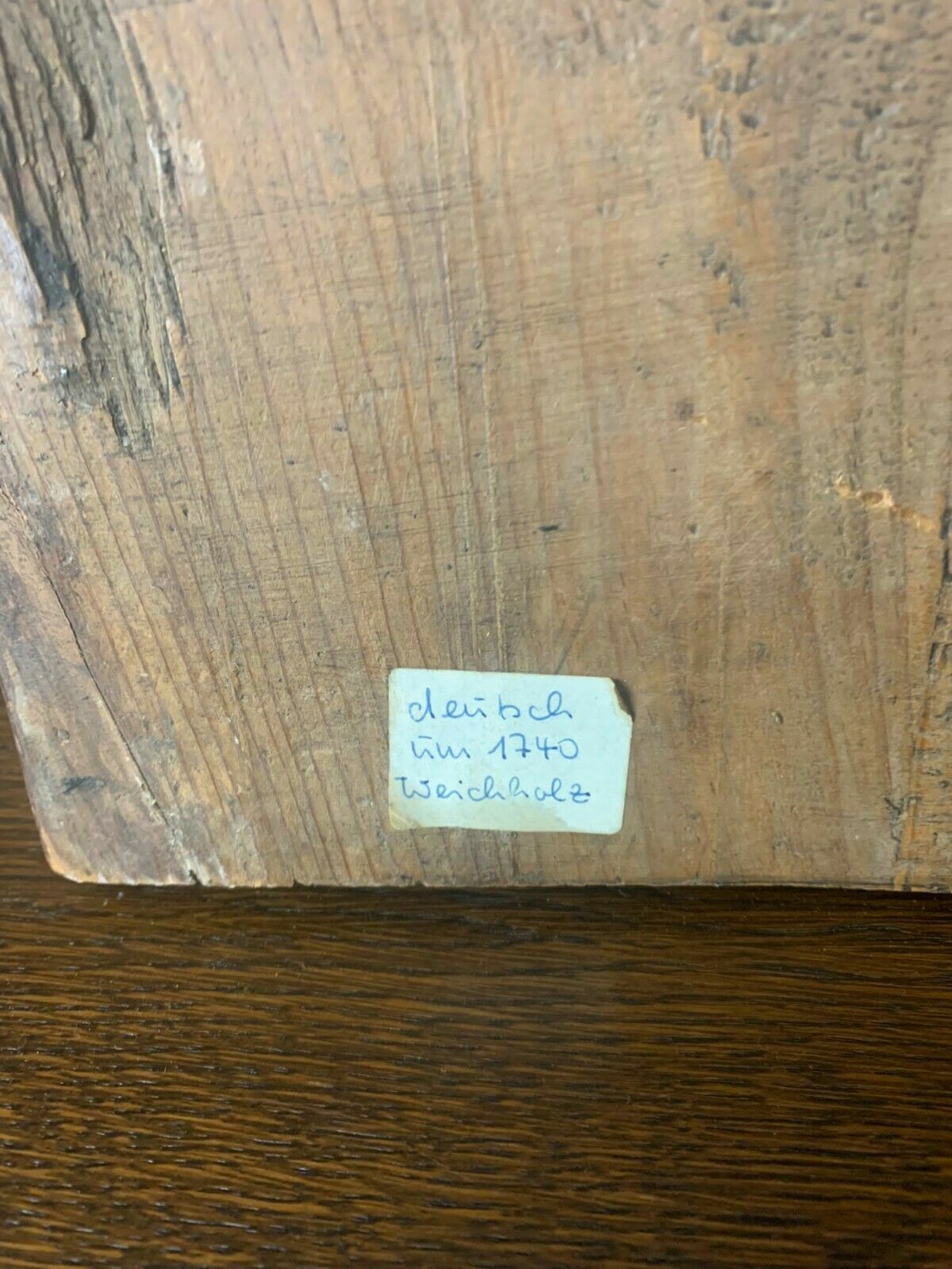 BAROCK RELIEF WAPPEN HANDGESCHNITZT ANTIK MITTE 18 TES JHDT WEICHHOLZ – Bild 4