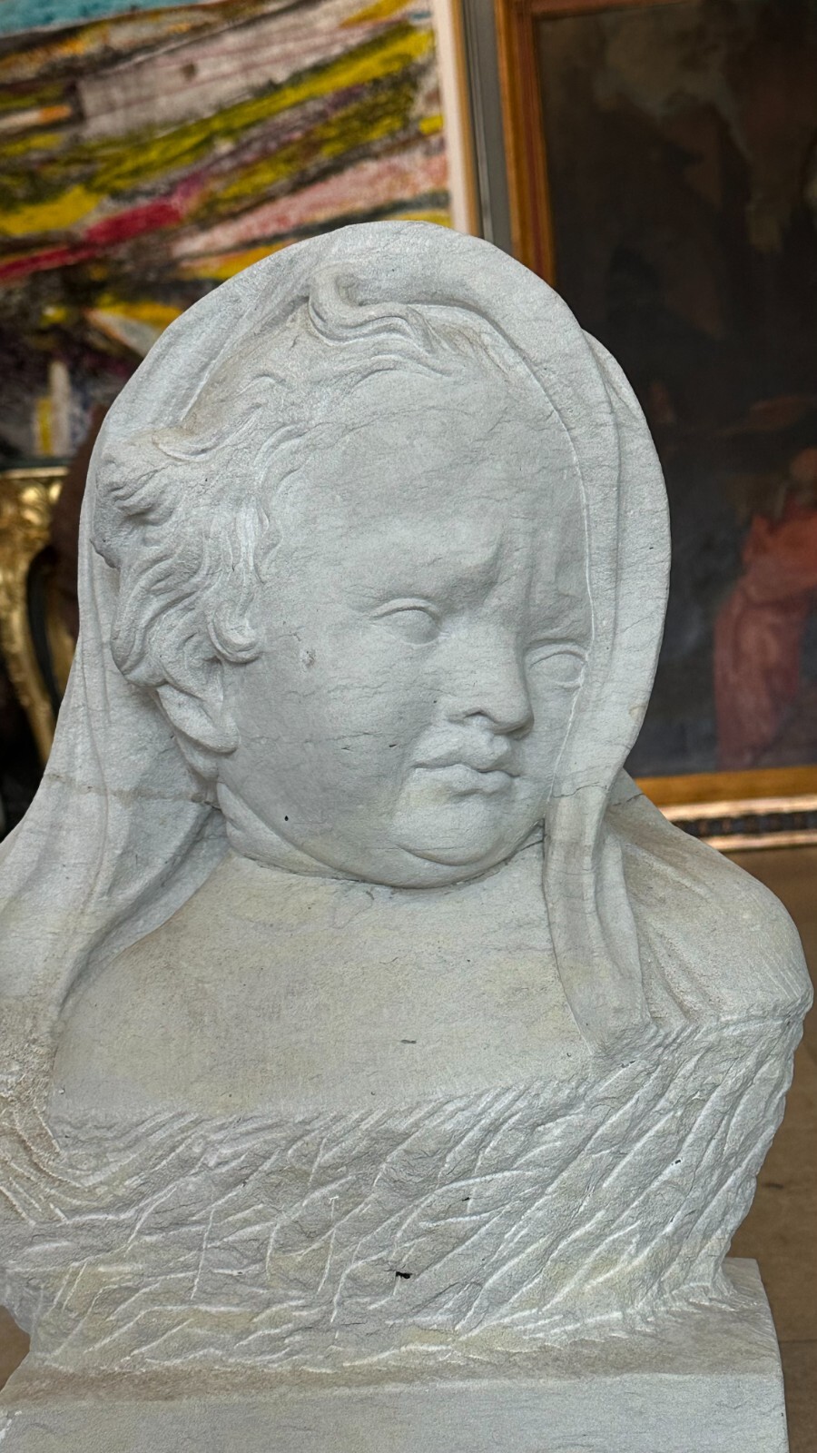 BÜSTE AUS SANDSTEIN HANDBEHAUEN PORTRAIT EINES KINDES 38cm – Bild 3