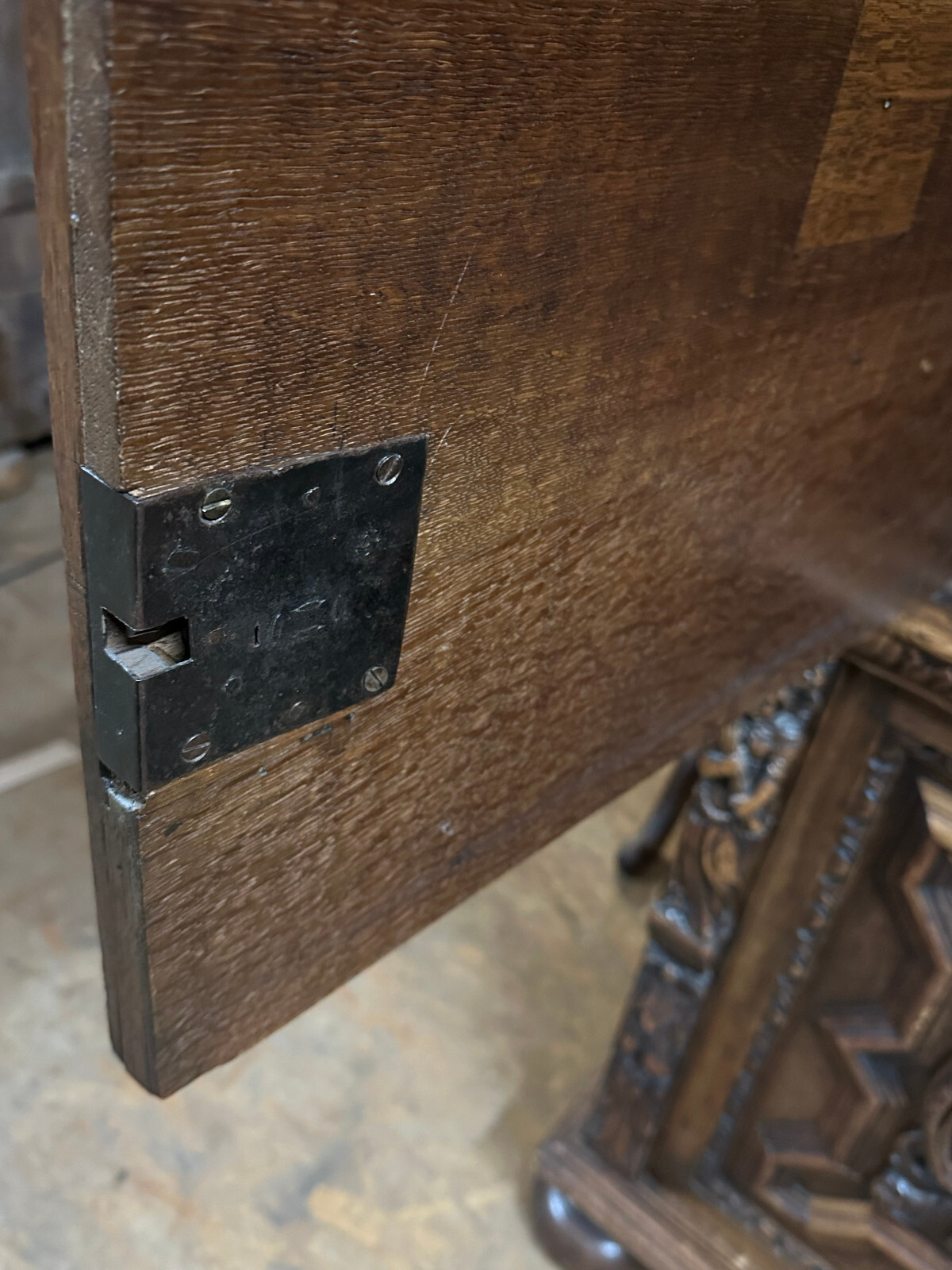 ANTIKER RENAISSANCE SCHRANK HOLLAND 17/18 TES JHDT PRUNKSCHNITZWERK LÖWENKÖPFE – Bild 18