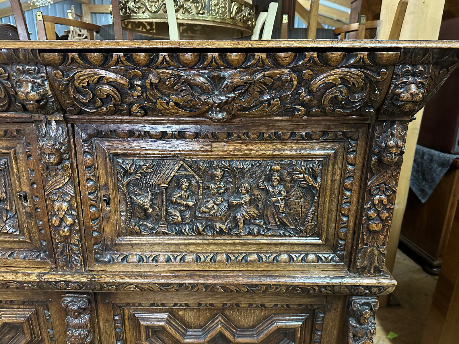 ANTIKER RENAISSANCE SCHRANK HOLLAND 17/18 TES JHDT PRUNKSCHNITZWERK LÖWENKÖPFE – Bild 3