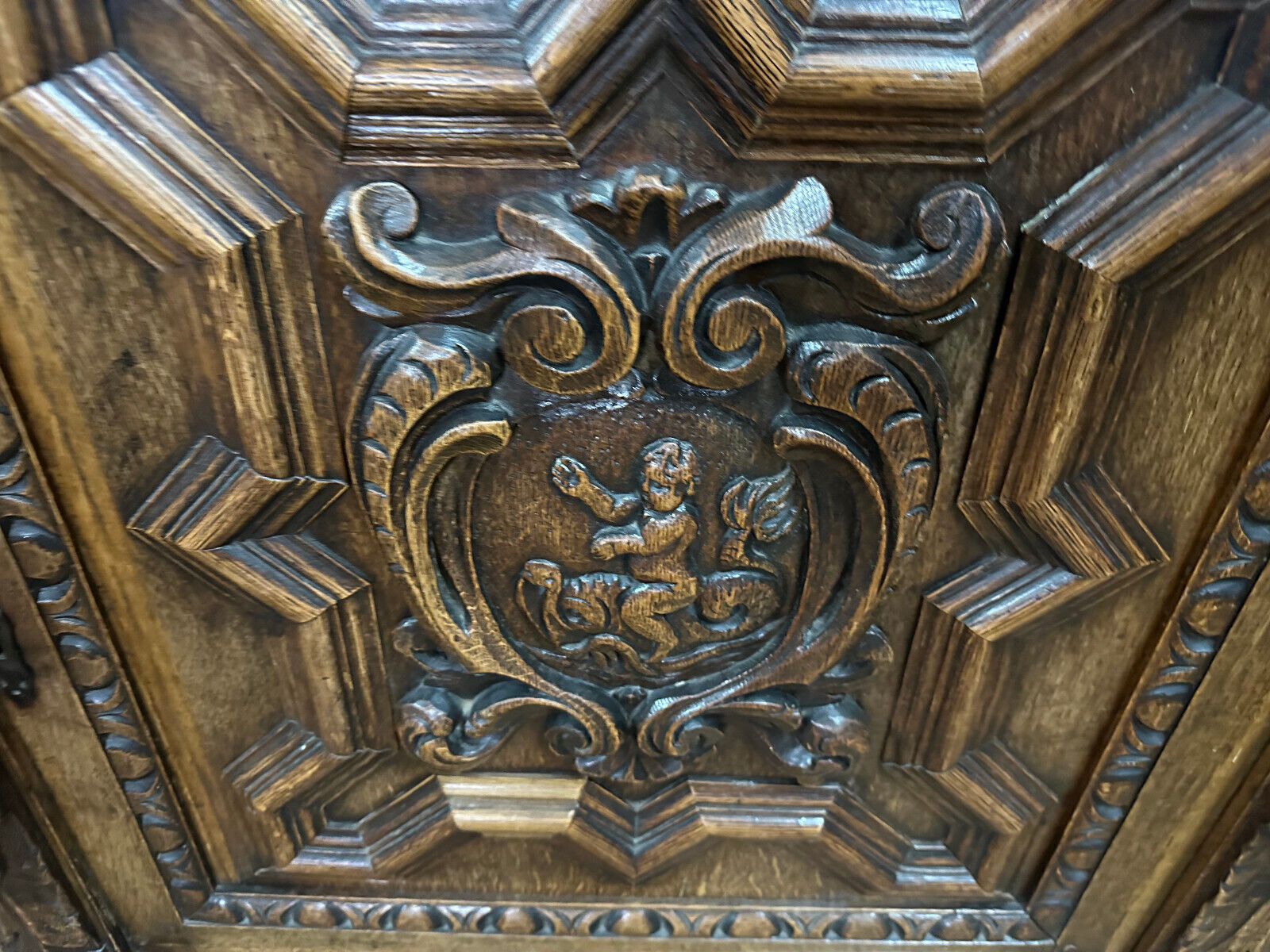ANTIKER RENAISSANCE SCHRANK HOLLAND 17/18 TES JHDT PRUNKSCHNITZWERK LÖWENKÖPFE – Bild 6