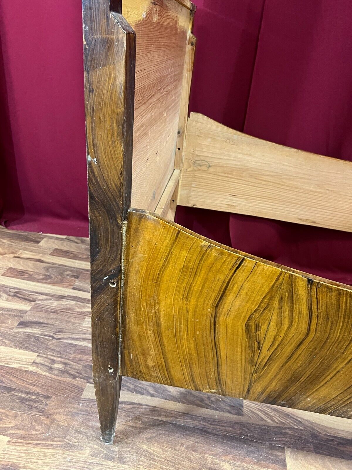 IRSCHENBERGER BETT BETTGESTELL ANTIK UM 1820 HOLZ HANDBEMALT HEILIGEN BILDER – Bild 7