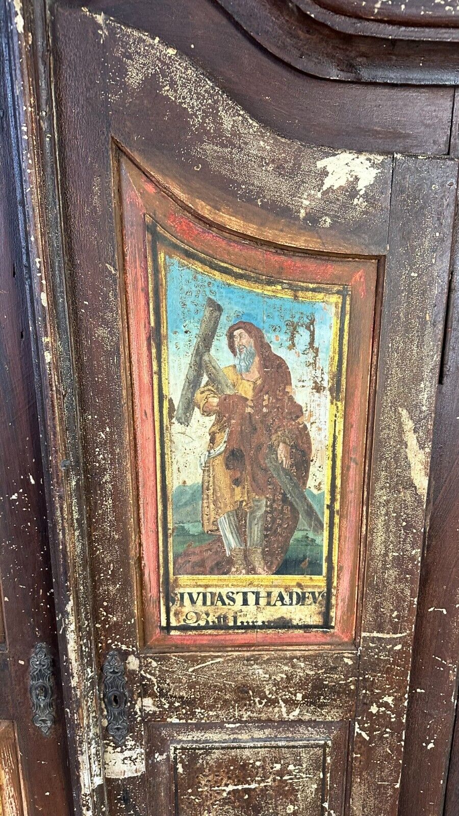 ANTIKER BAROCKSCHRANK BAUERNSCHRANK HOLZ MASSIV HEILIGENBILDER HANDBEMALT 18 TES – Bild 4