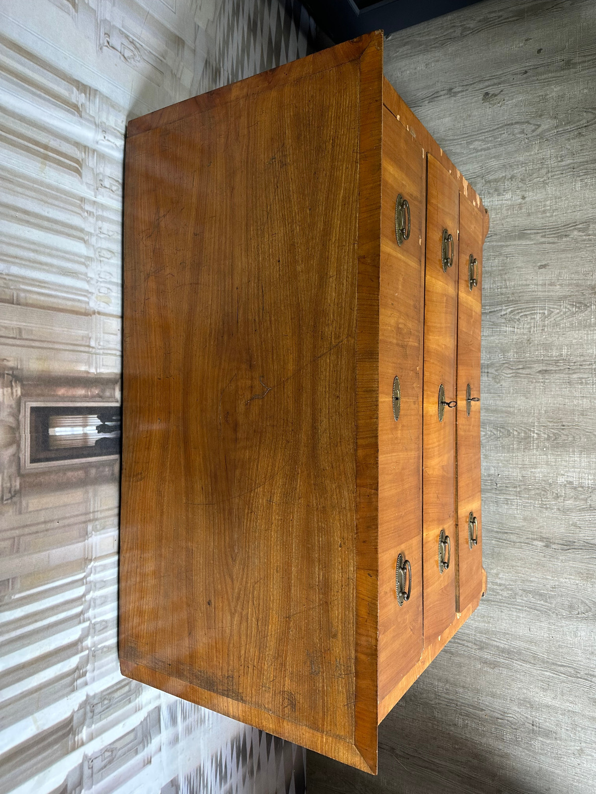 ANTIKE LOUIS SEIZE KOMMODE NUSSBAUM FURNIER UM 1840 – Bild 6