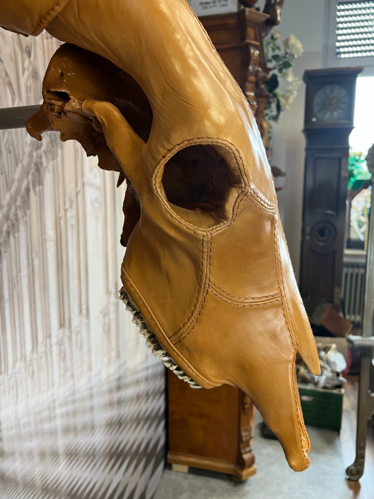 LONGHORN STIER SCHÄDEL IN LEDER BEZOGEN AUF EDELSTAHL GESTELL 225cm ex TRUSSARDI – Bild 9