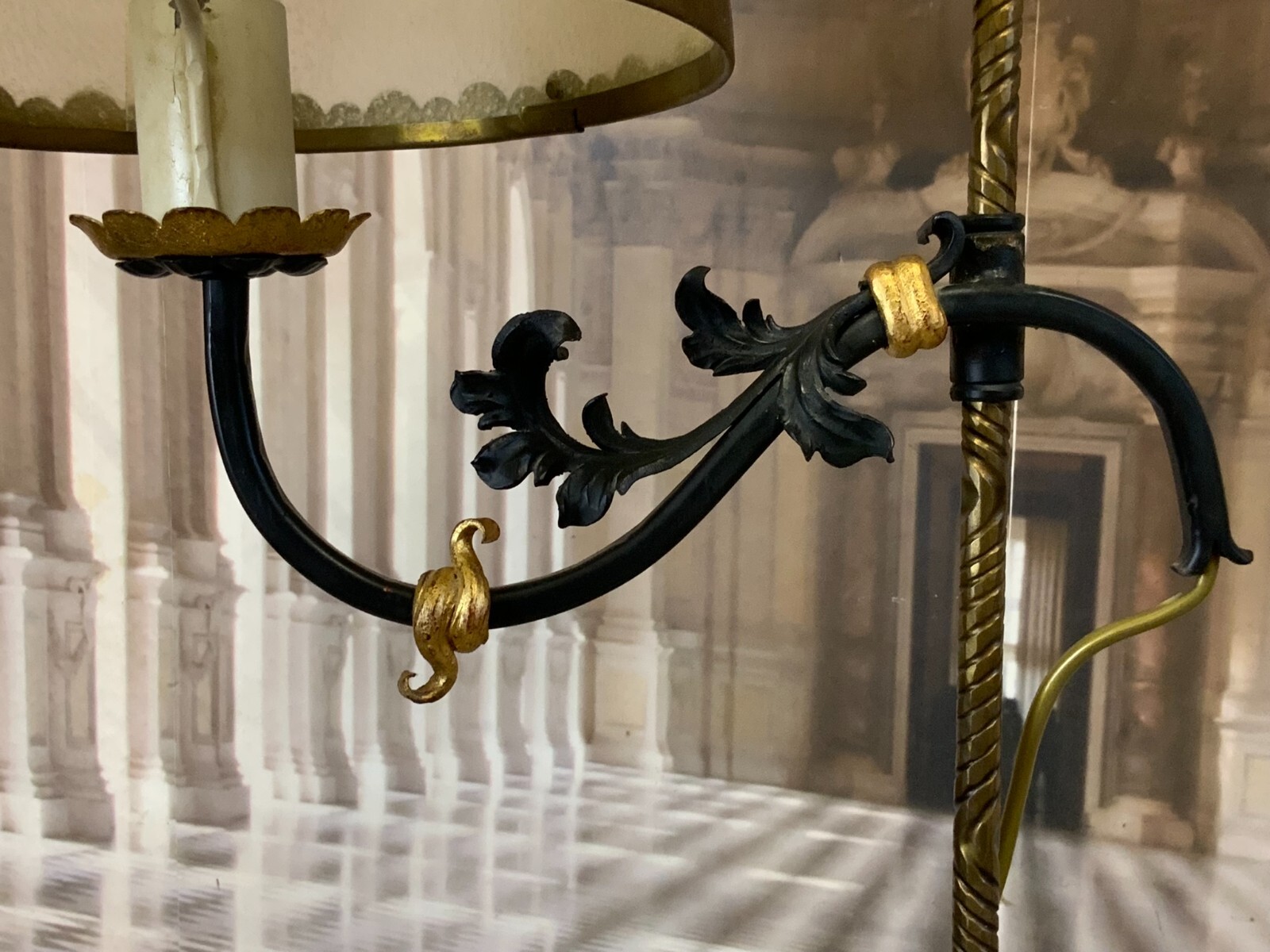 VINTAGE STEHLAMPE AUS EISEN UND MESSING MAXIMALE HÖHE 200cm – Bild 9