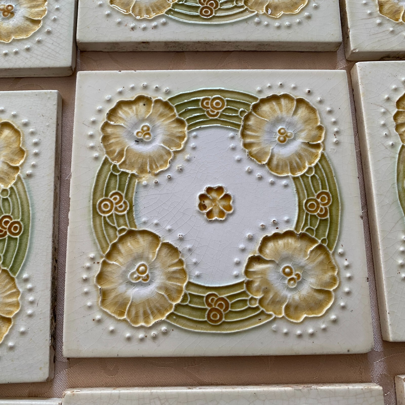ANTIKE JUGENDSTIL FLIESEN 9 STÜCK SET KACHELN UM 1910 15x15cm AUS KERAMIK – Bild 9