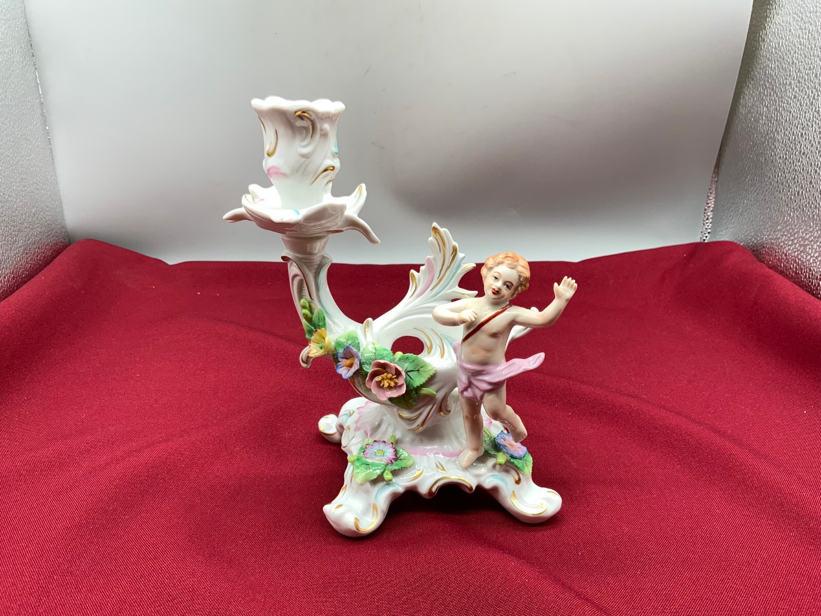 PAAR ROKOKO STIL KERZENLEUCHTER AUS PORZELLAN MIT AMORETTEN SITZENDORF – Bild 6