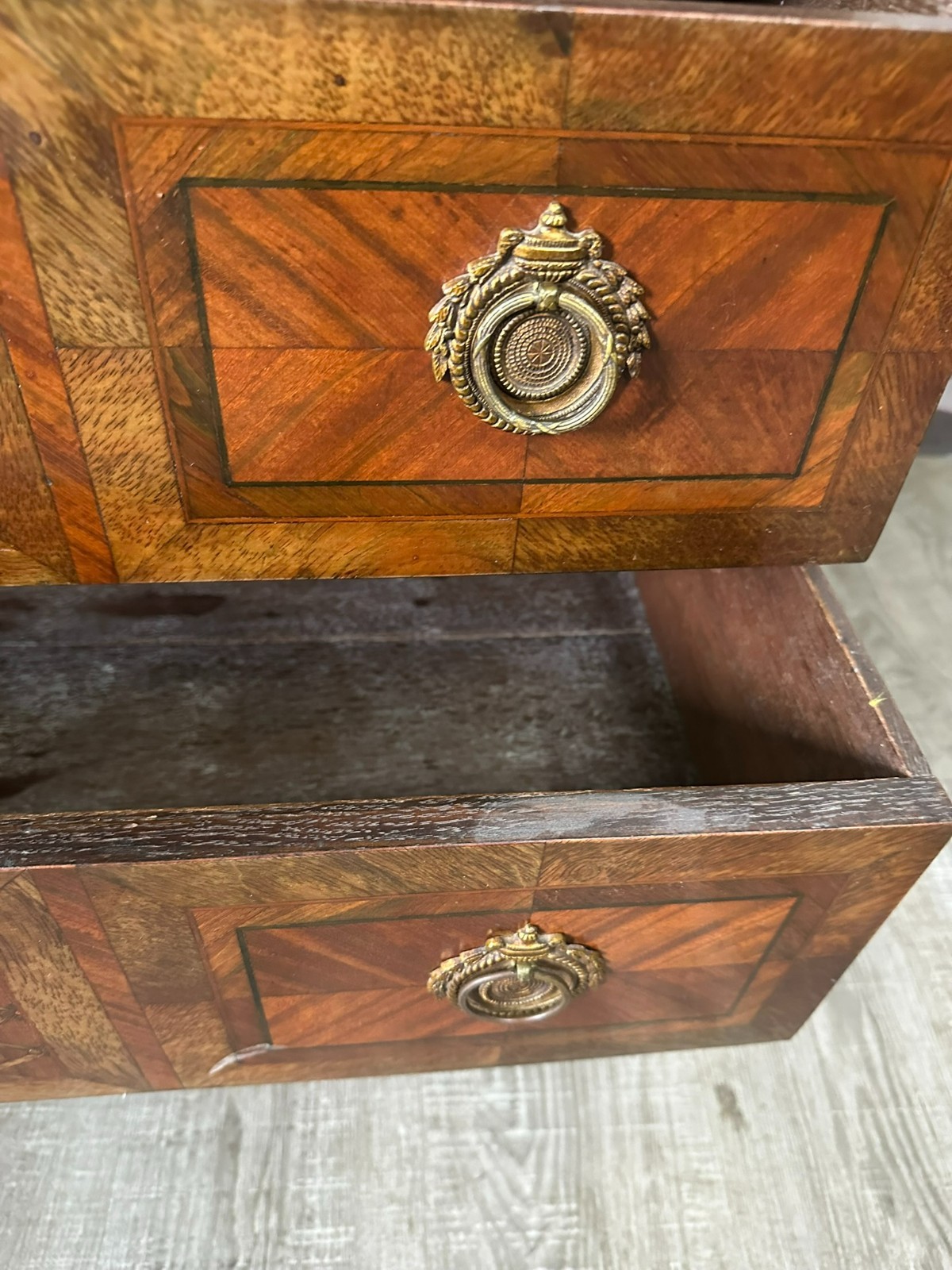ANTIKER LOUIS SEIZE SEKRETÄR ENDE 18 TES JHDT KOMPLETT INTARSIERT MARMOR PLATTE – Bild 21