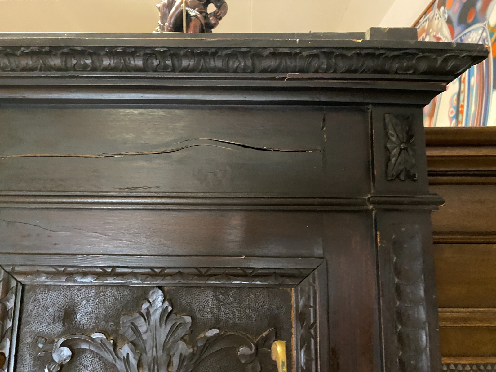 ANTIKE GARDEROBE MIT KÖPFEN UND FRATZEN UM 1890 GRÜNDERZEIT SEHR GROSS 240x120cm – Bild 12