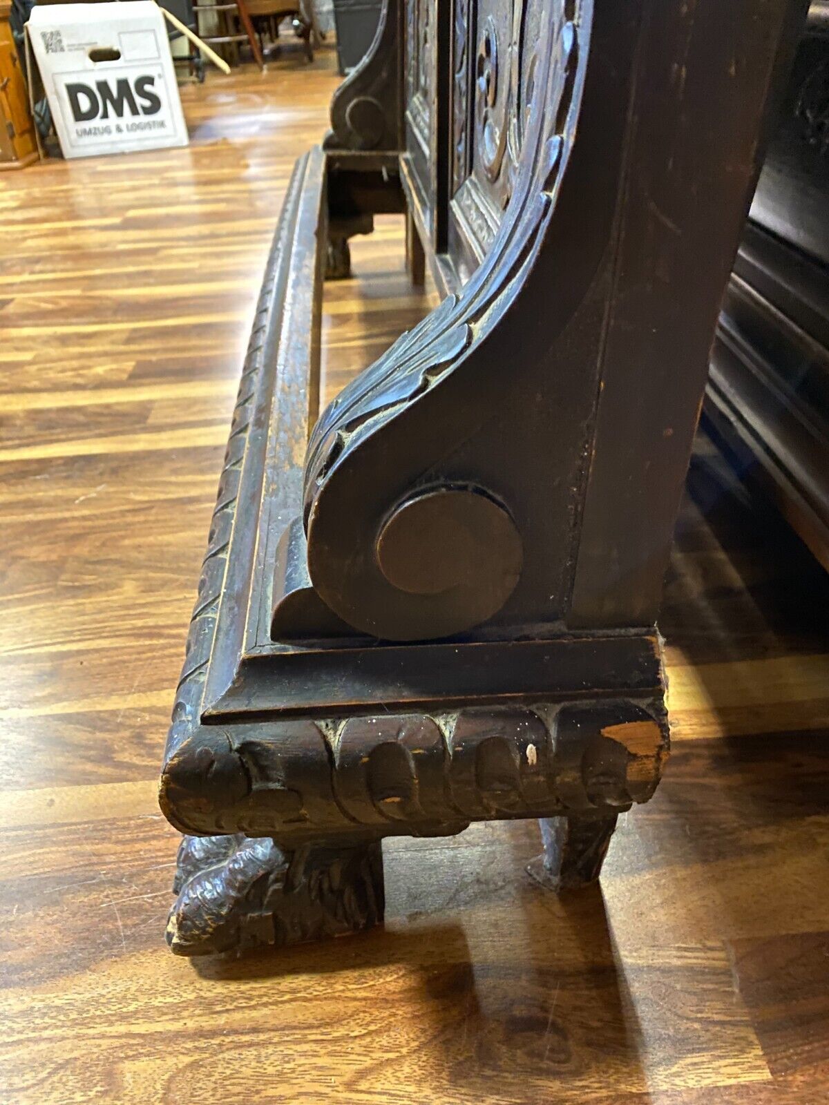ANTIKE GARDEROBE MIT KÖPFEN UND FRATZEN UM 1890 GRÜNDERZEIT SEHR GROSS 240x120cm – Bild 13