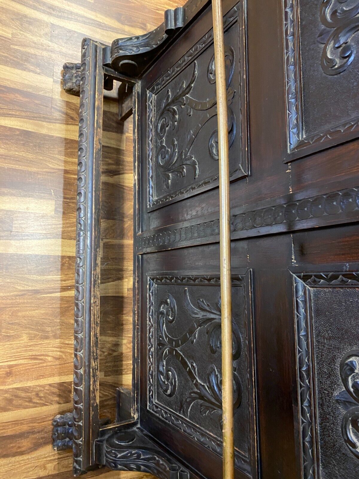 ANTIKE GARDEROBE MIT KÖPFEN UND FRATZEN UM 1890 GRÜNDERZEIT SEHR GROSS 240x120cm – Bild 14