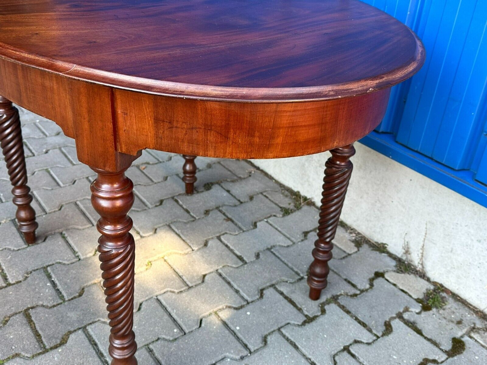 ANTIKER TISCH ESSTISCH UM 1860 MAHAGONI MASSIVE PLATTE GEDREHTE BEINE – Bild 11