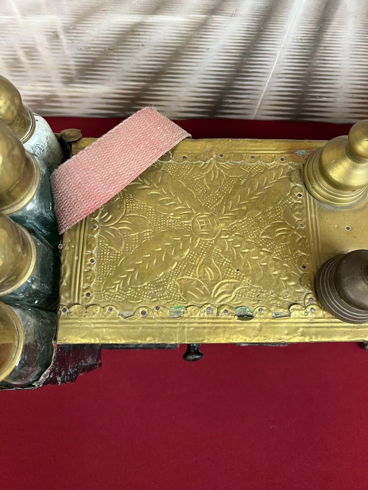 ANTIKER ORIENT SCHUHPUTZKASTEN AUS KUPFER UND HOLZ UM 1900 – Bild 5