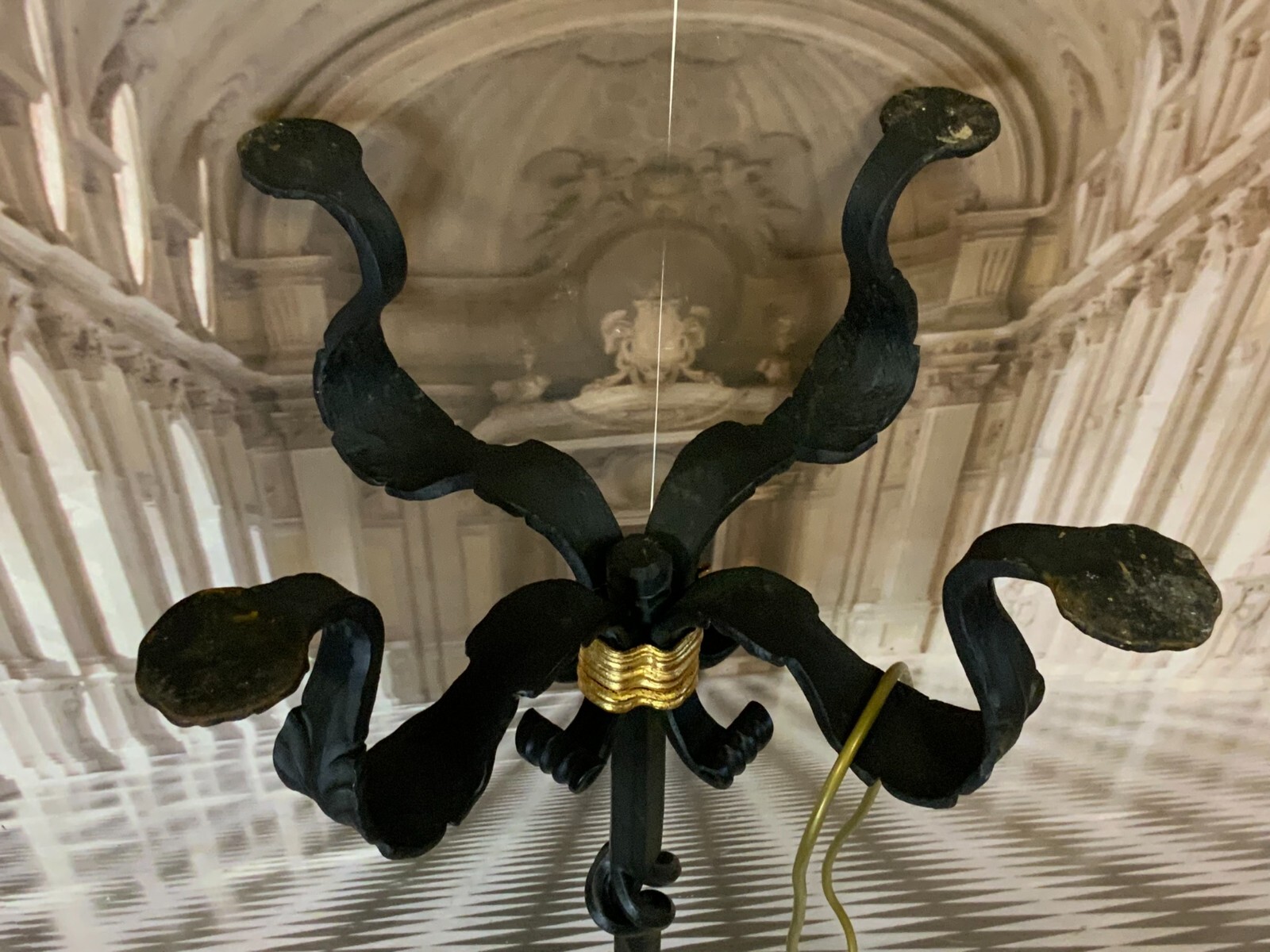 VINTAGE STEHLAMPE AUS EISEN UND MESSING MAXIMALE HÖHE 200cm – Bild 13