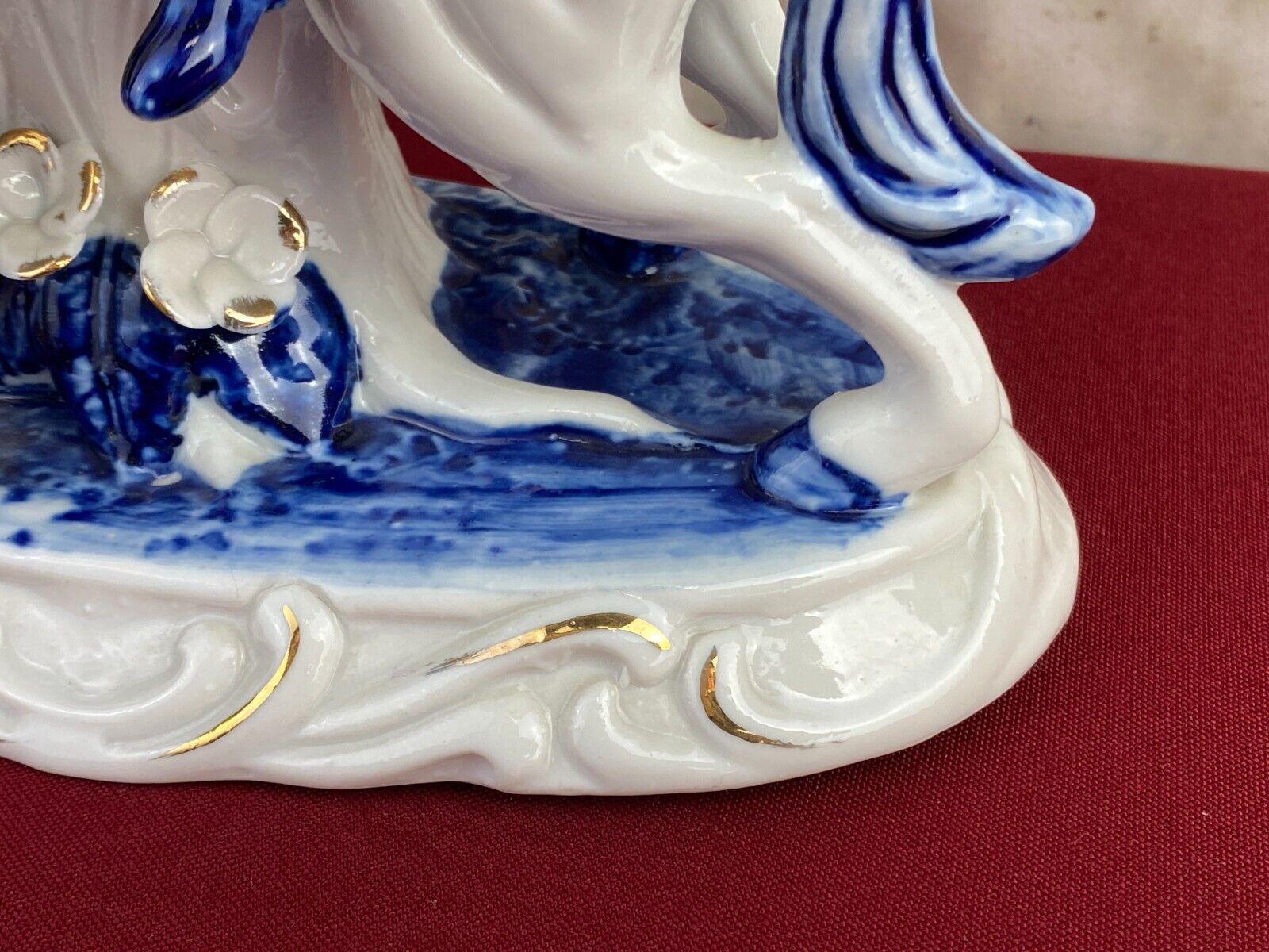 FIGUR AUS PORZELLAN TEILS HANDBEMALT GALANTES ROKOKO PAAR MIT PFERD 21cm – Bild 13