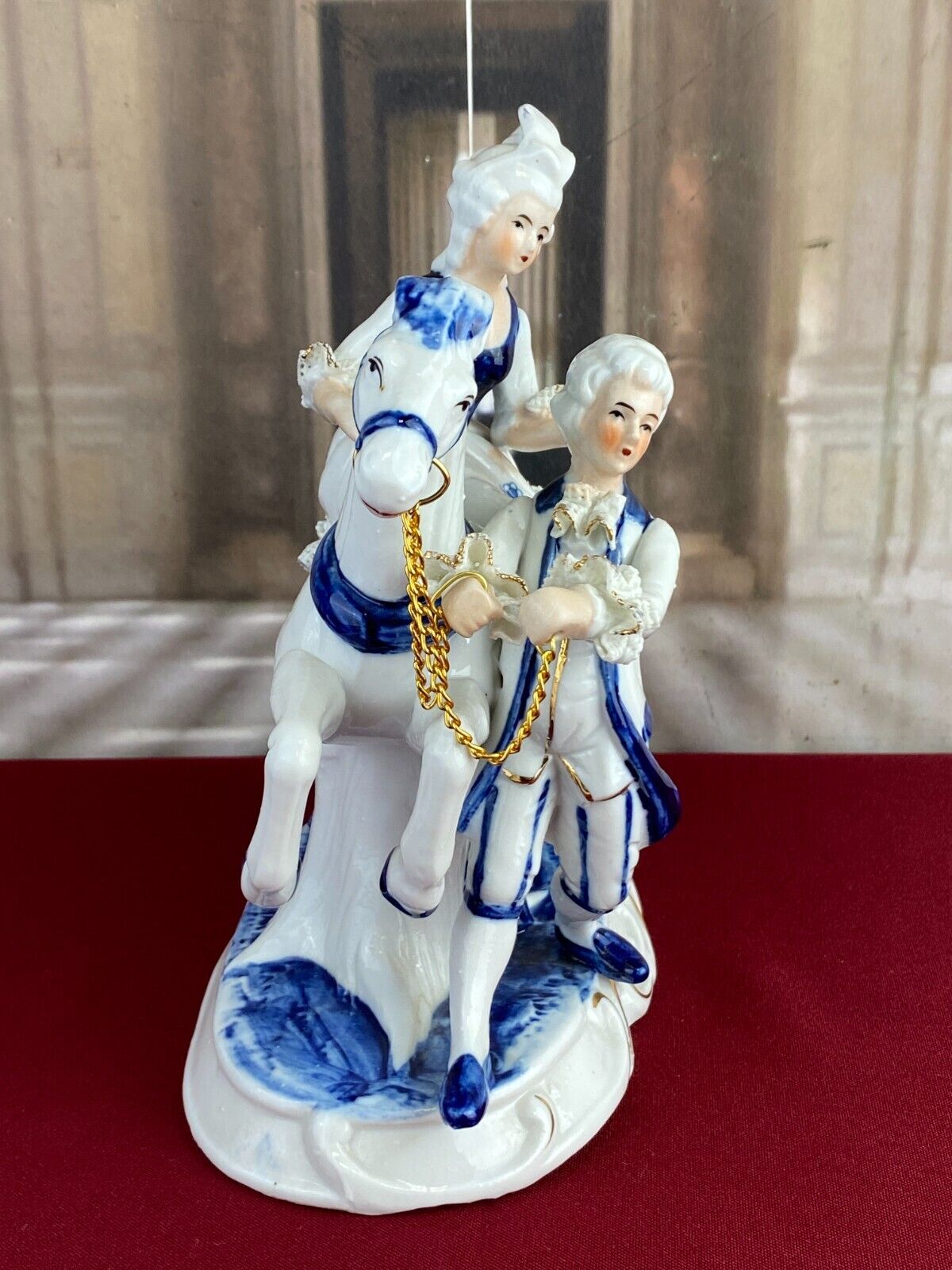 FIGUR AUS PORZELLAN TEILS HANDBEMALT GALANTES ROKOKO PAAR MIT PFERD 21cm – Bild 4