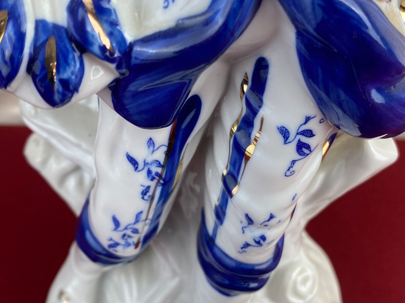 FIGUR AUS PORZELLAN TEILS HANDBEMALT GALANTER ROKOKO MANN 31cm – Bild 11