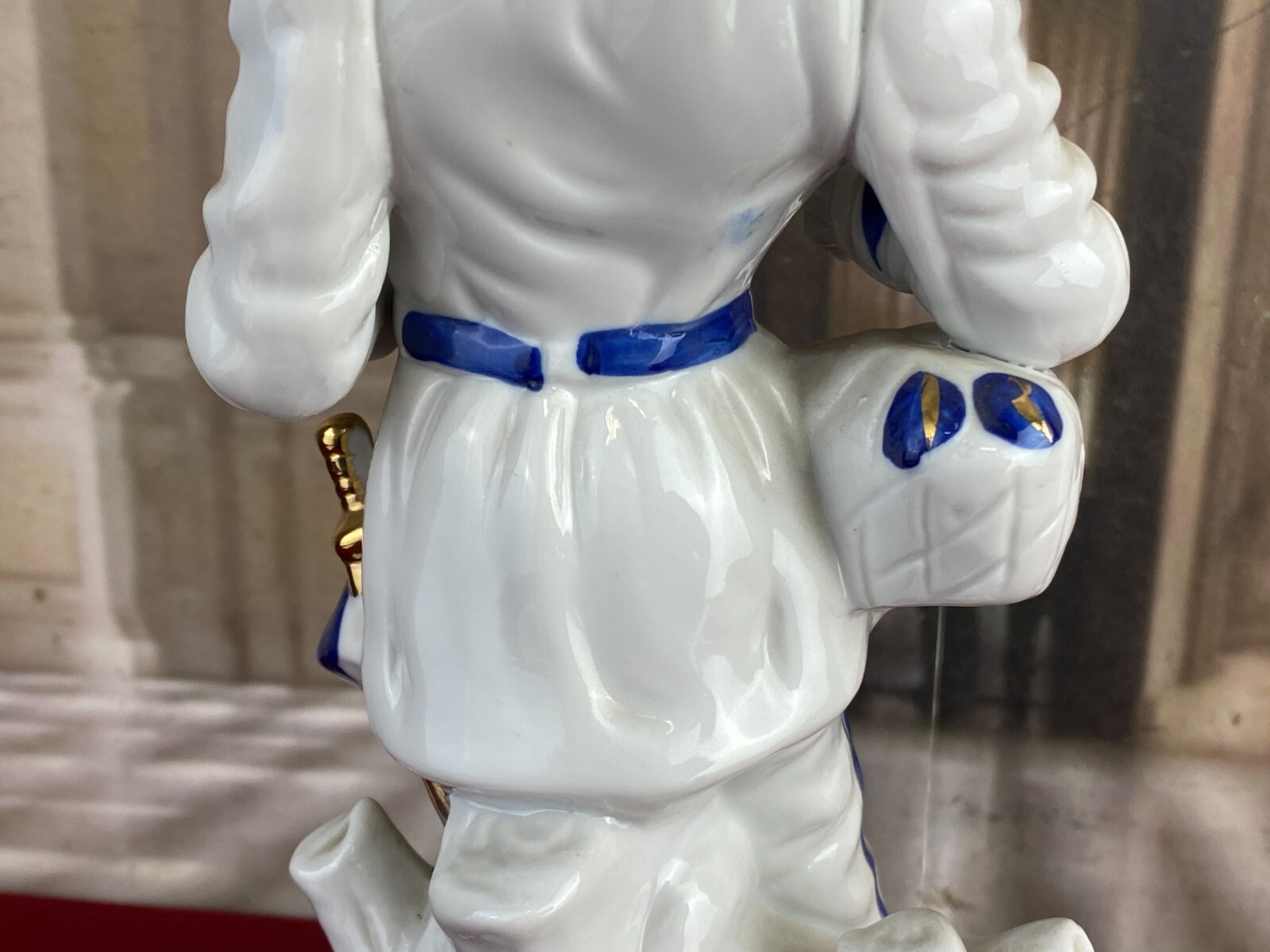 FIGUR AUS PORZELLAN TEILS HANDBEMALT GALANTER ROKOKO MANN 31cm – Bild 20