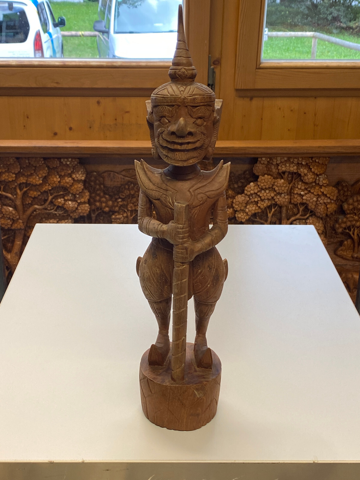 THAILAND SKULPTUR AUS HOLZ STEHENDER KRIEGER 42cm HOCH