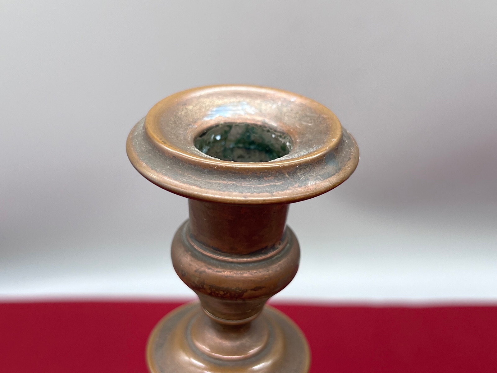 PAAR ANTIKE KERZENLEUCHTER JUGENDSTIL KUPFER MIT KERAMIK HANDBEMALT – Bild 6