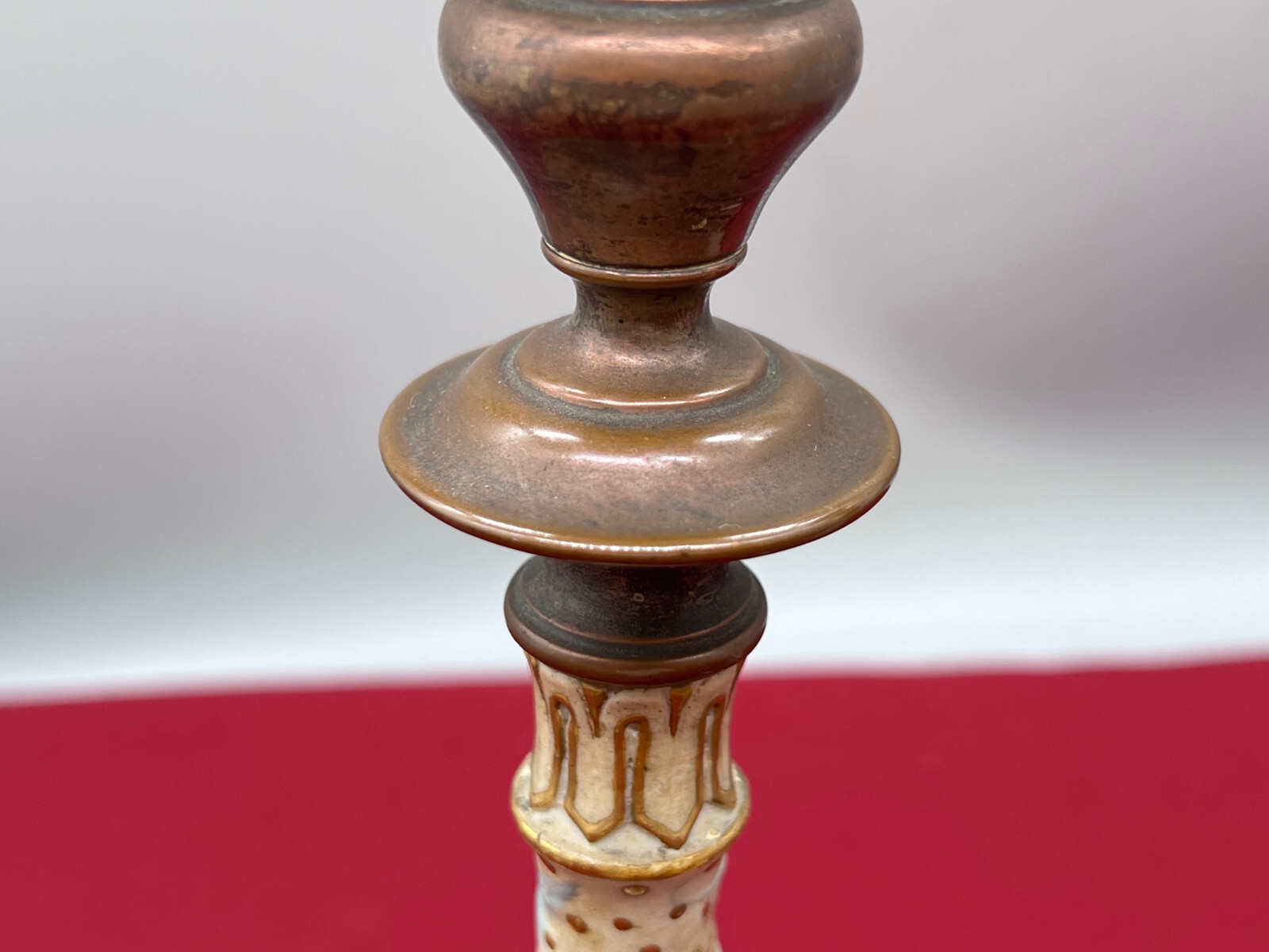 PAAR ANTIKE KERZENLEUCHTER JUGENDSTIL KUPFER MIT KERAMIK HANDBEMALT – Bild 7