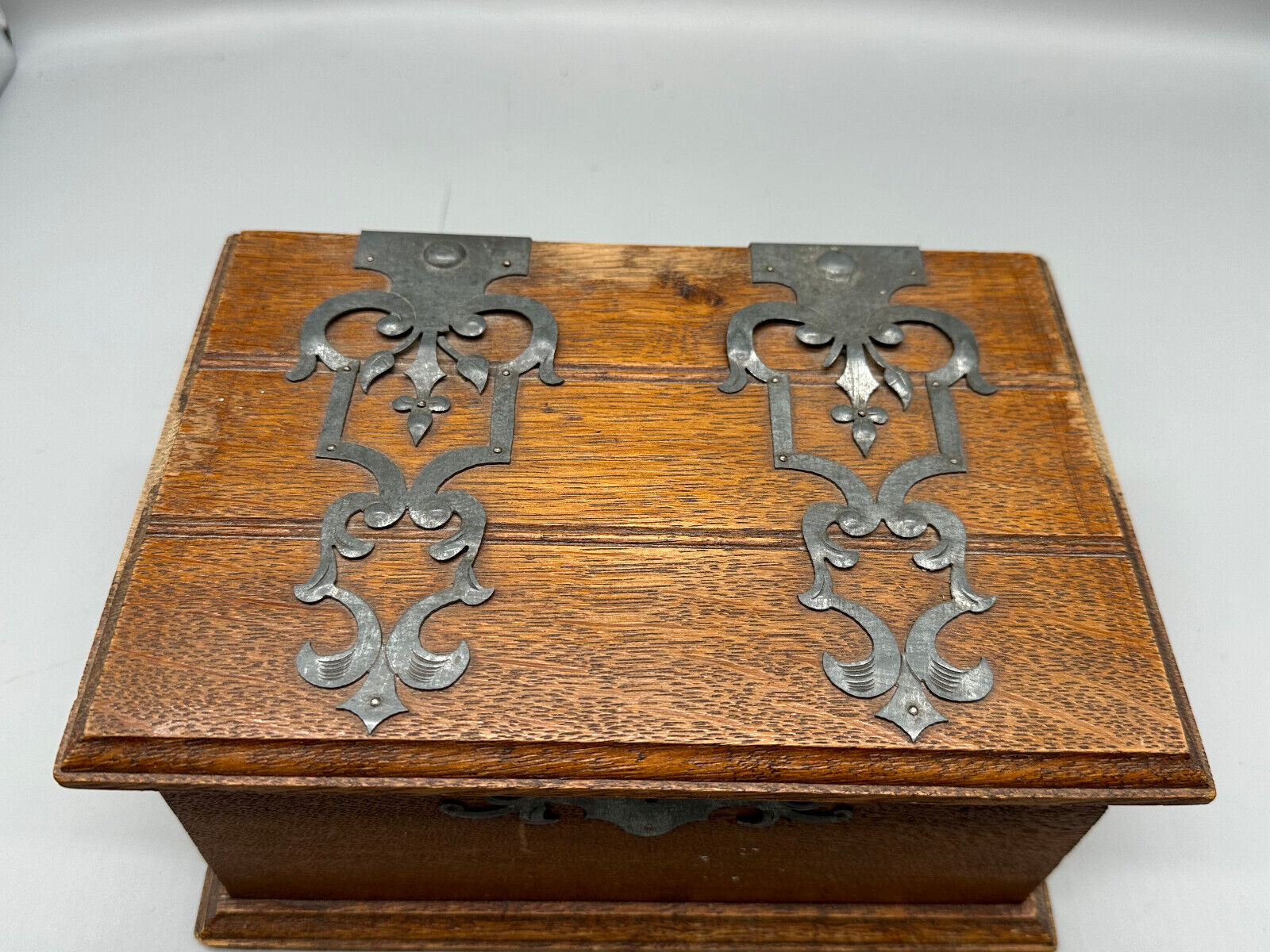ANTIKE JUGENDSTIL SCHATULLE SCHMUCKSCHATULLE HOLZ MIT METALL BESCHLÄGEN – Bild 3