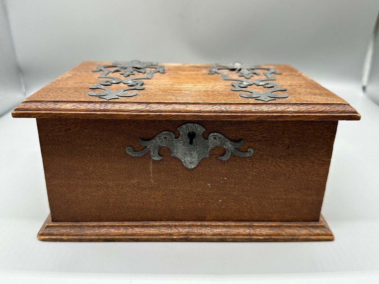 ANTIKE JUGENDSTIL SCHATULLE SCHMUCKSCHATULLE HOLZ MIT METALL BESCHLÄGEN – Bild 4