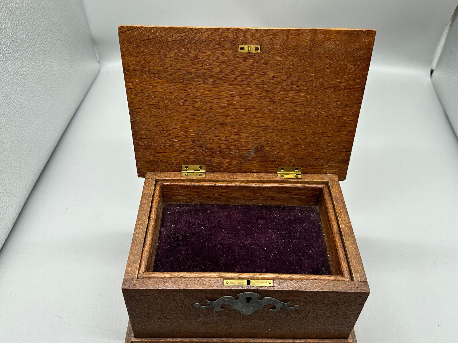 ANTIKE JUGENDSTIL SCHATULLE SCHMUCKSCHATULLE HOLZ MIT METALL BESCHLÄGEN – Bild 8