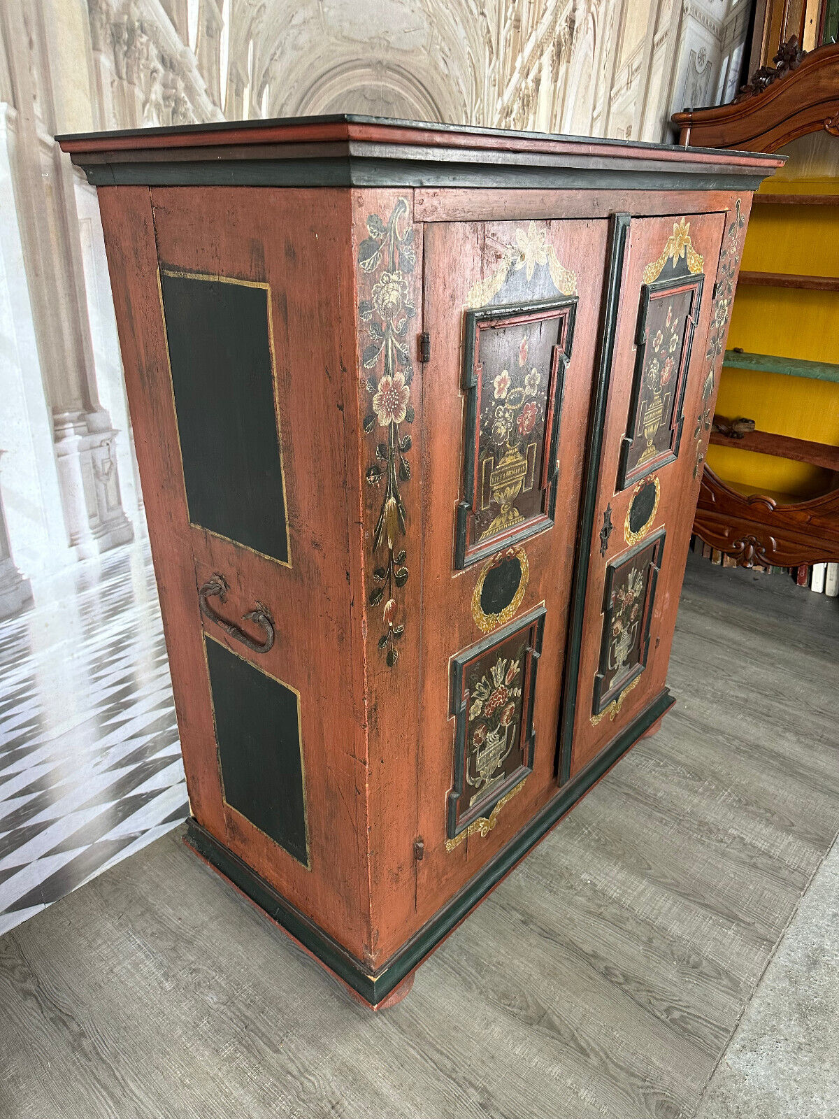 ANTIKER TÖLZER BAUERNSCHRANK SCHRANK FRÜHES 19 TES JHDT HANDBEMALT NUR 149cm – Bild 3