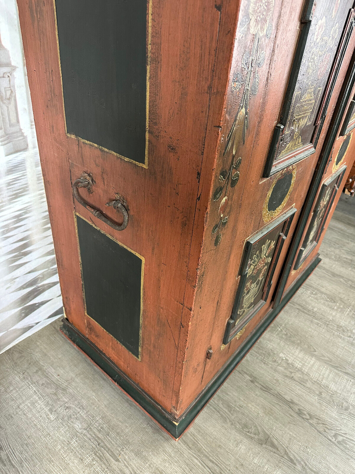 ANTIKER TÖLZER BAUERNSCHRANK SCHRANK FRÜHES 19 TES JHDT HANDBEMALT NUR 149cm – Bild 5