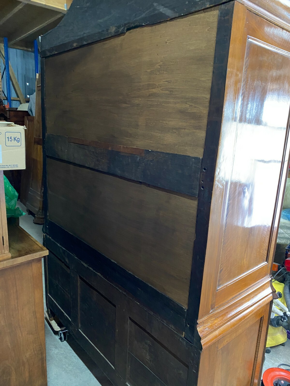 BAROCKSCHRANK NUSSBAUM AUFSATZ KOMMODE 18 TES JHDT KABINETT SCHRANK – Bild 13