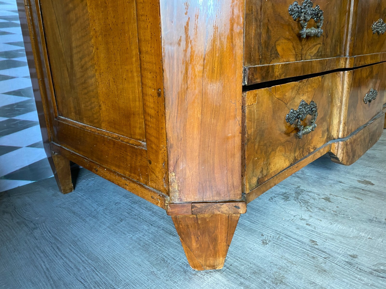 BAROCKSCHRANK NUSSBAUM AUFSATZ KOMMODE 18 TES JHDT KABINETT SCHRANK – Bild 7