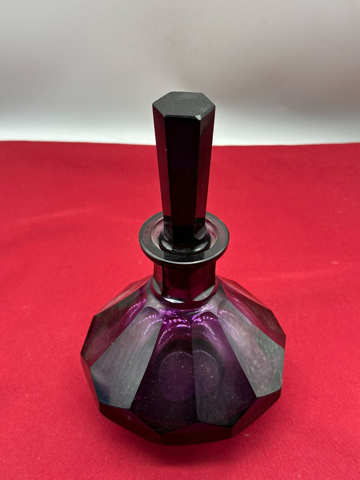 ANTIKE KARAFFE FLASCHE MUNDGEBLASEN SCHLEIFDEKOR BÖHMEN UM 1920 LIKÖRKARAFFE – Bild 3