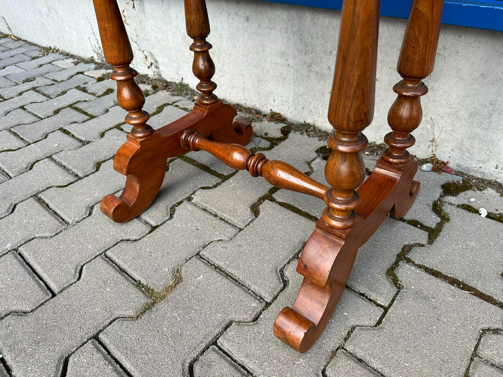 ANTIKER NÄHTISCH UM 1870 LOUIS PHILIPPE NUSSBAUM WURZELNUSS FURNIER – Bild 12