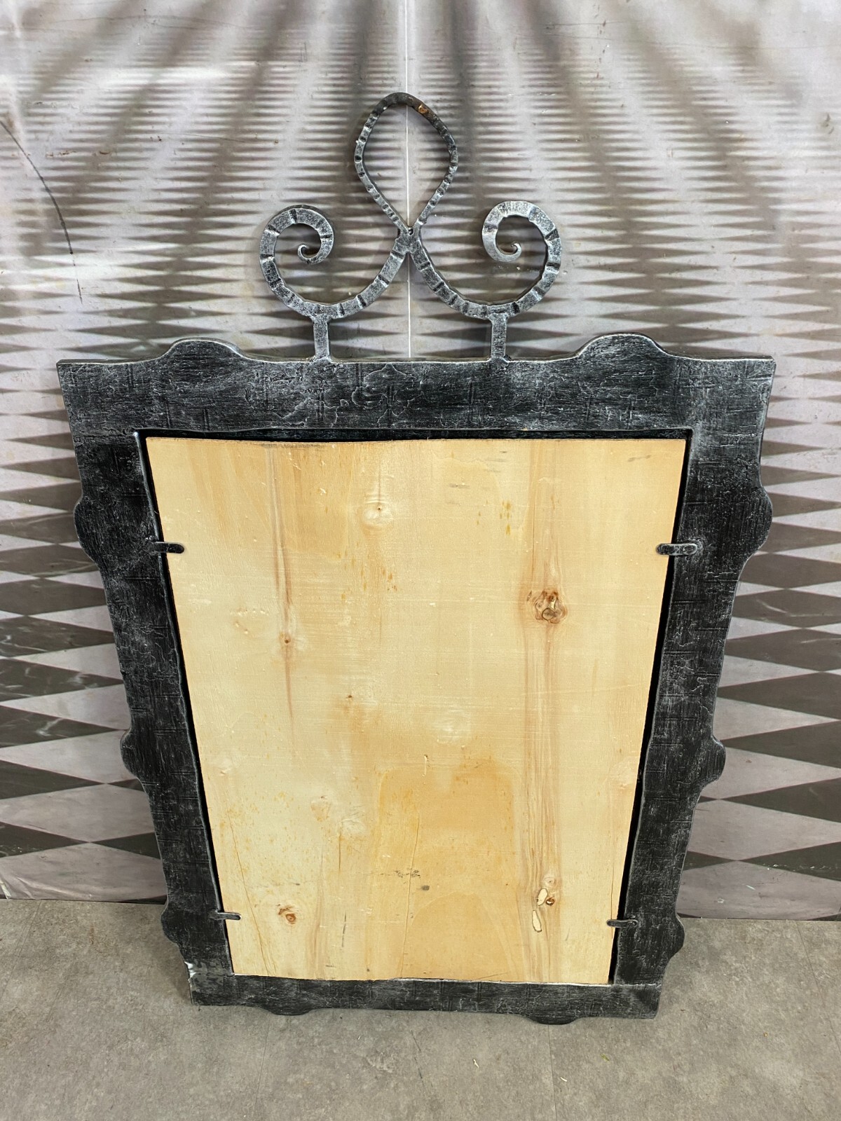 VINTAGE WANDSPIEGEL SPIEGEL AUS METALL MASSIV GEARBEITET UND SEHR SCHWER – Bild 12