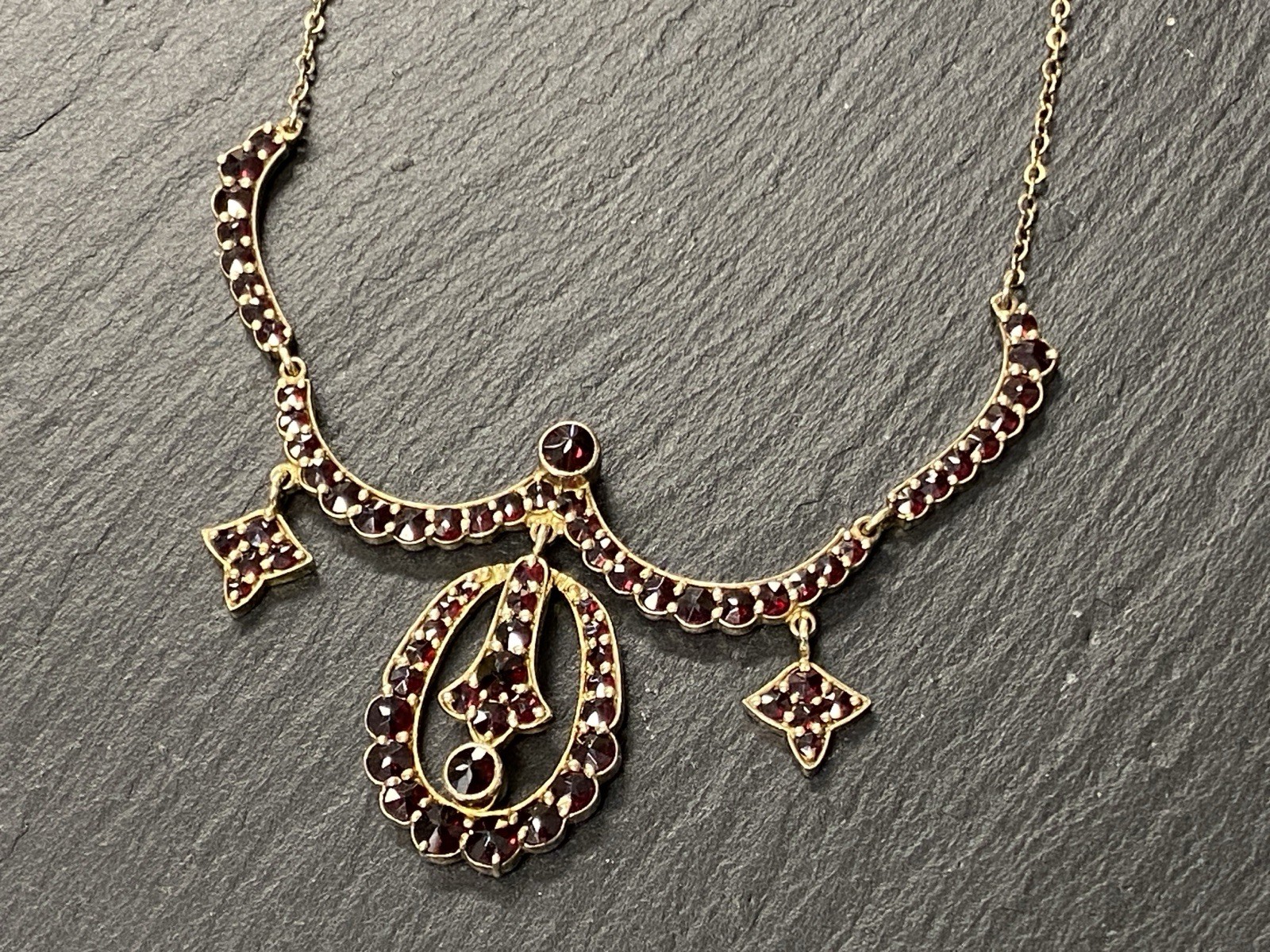 TRACHTENKETTE HALSKETTE KETTE 1910 GRANAT 900 SILBER