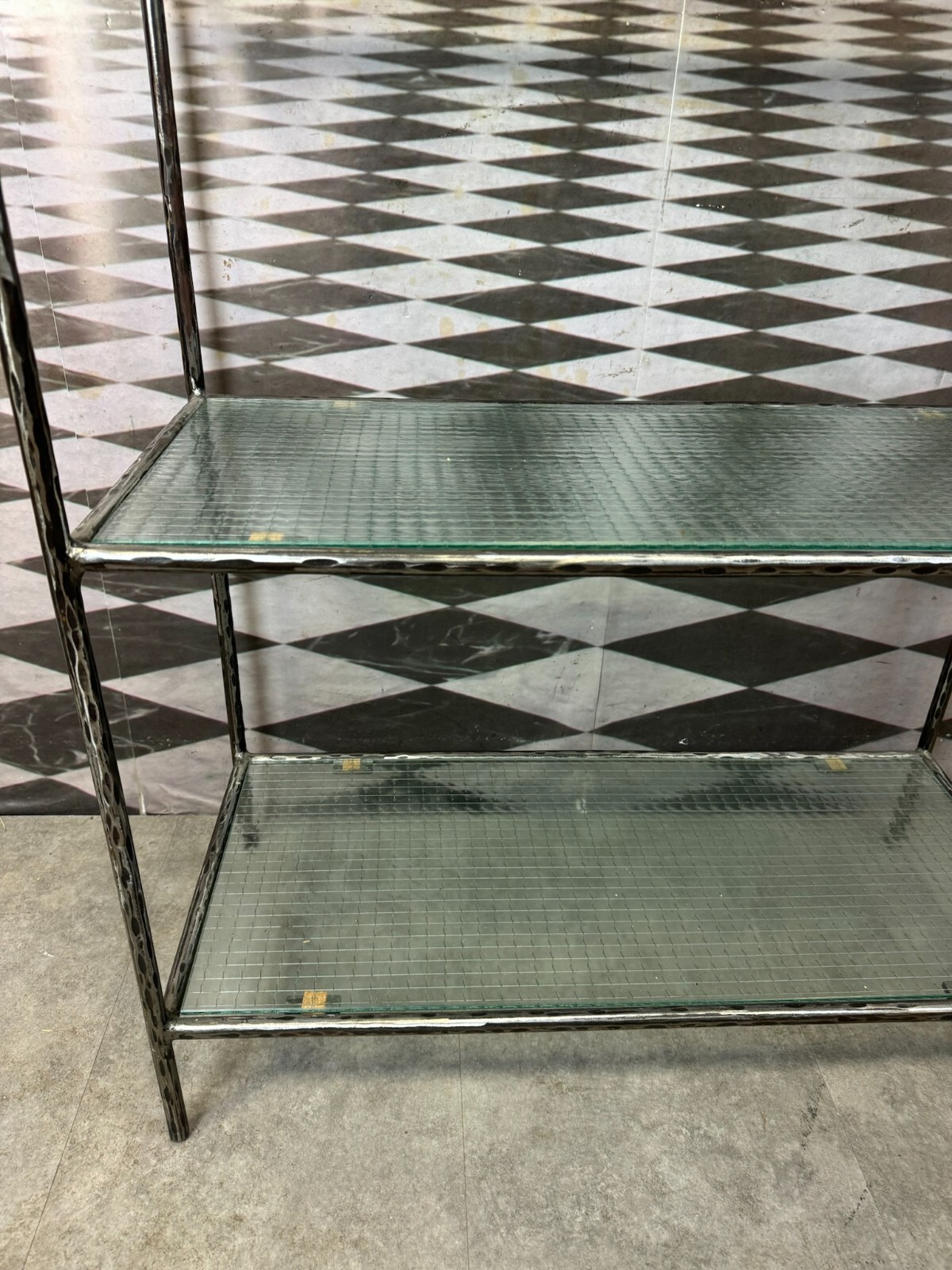 NEUZEITIGES REGAL METALL UND GLAS HANDGEFERTIGT – Bild 8