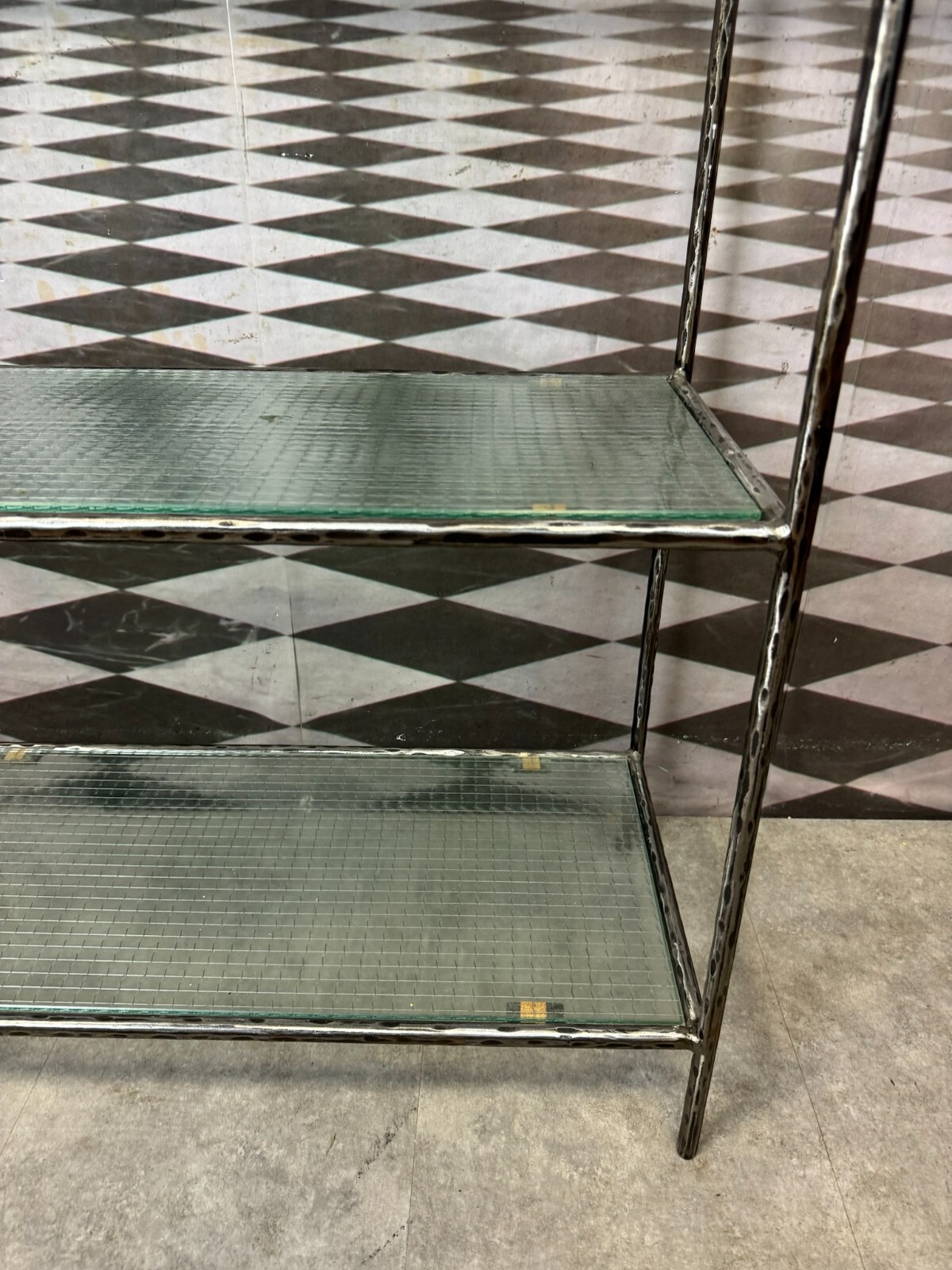 NEUZEITIGES REGAL METALL UND GLAS HANDGEFERTIGT – Bild 9