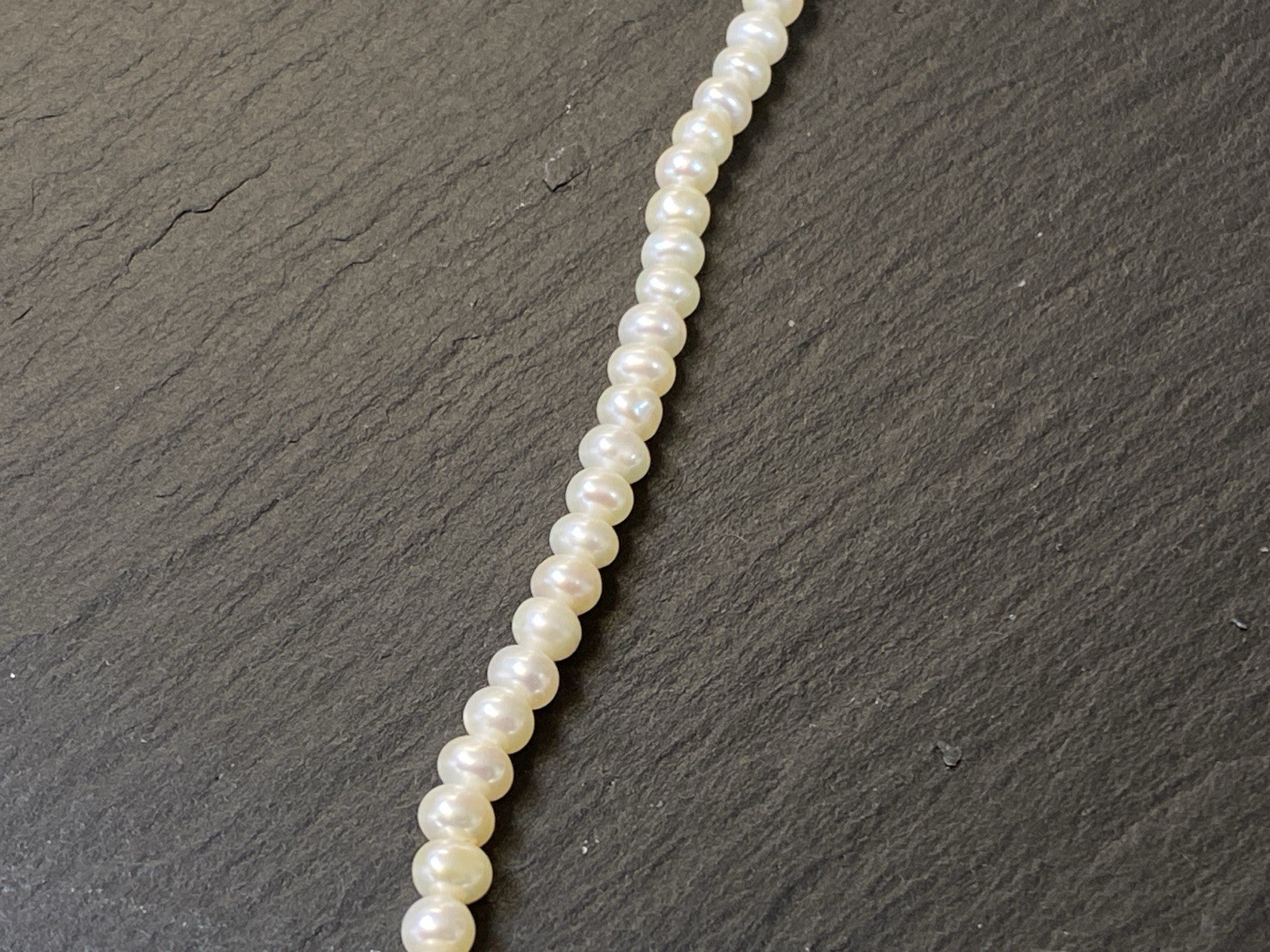 ELEGANTE HALSKETTE PERLENKETTE COLLIER SÜSSWASSER PERLEN MITTELSTÜCK 14K GOLD – Bild 12