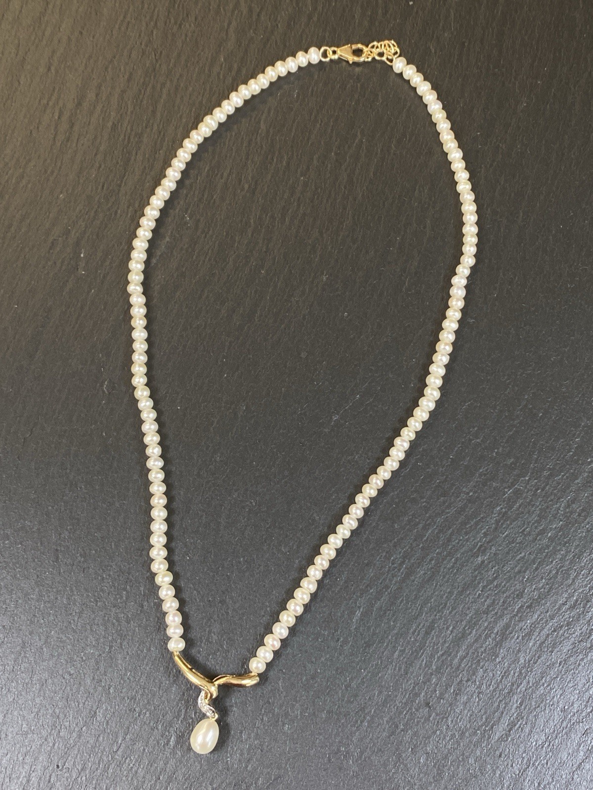 ELEGANTE HALSKETTE PERLENKETTE COLLIER SÜSSWASSER PERLEN MITTELSTÜCK 14K GOLD – Bild 6