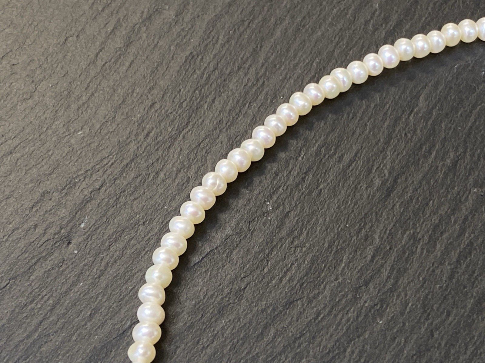 ELEGANTE HALSKETTE PERLENKETTE COLLIER SÜSSWASSER PERLEN MITTELSTÜCK 14K GOLD – Bild 7