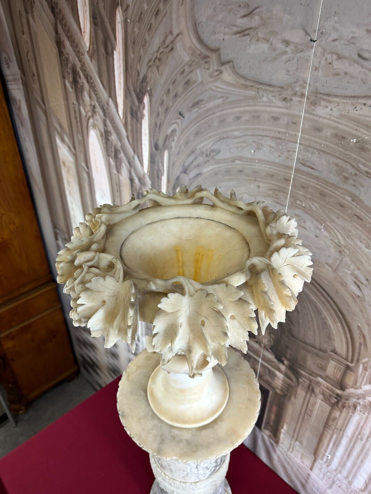 ALTE BLUMENSÄULE AUS MARMOR UND ALABASTER MIT FEINEM DEKOR WOHL ITALIEN – Bild 12