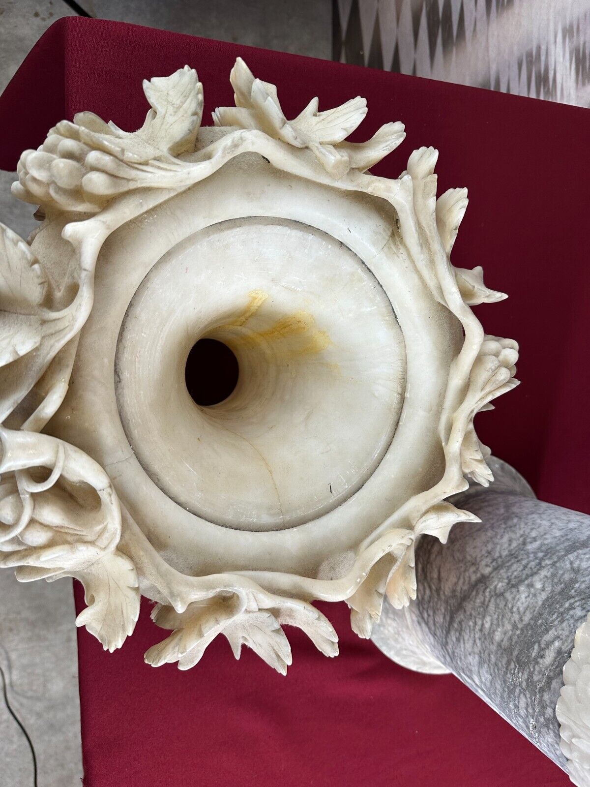 ALTE BLUMENSÄULE AUS MARMOR UND ALABASTER MIT FEINEM DEKOR WOHL ITALIEN – Bild 13
