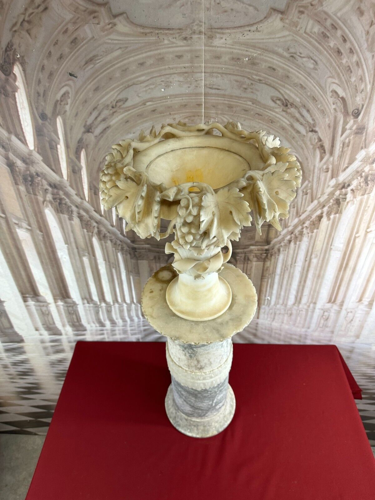 ALTE BLUMENSÄULE AUS MARMOR UND ALABASTER MIT FEINEM DEKOR WOHL ITALIEN – Bild 4