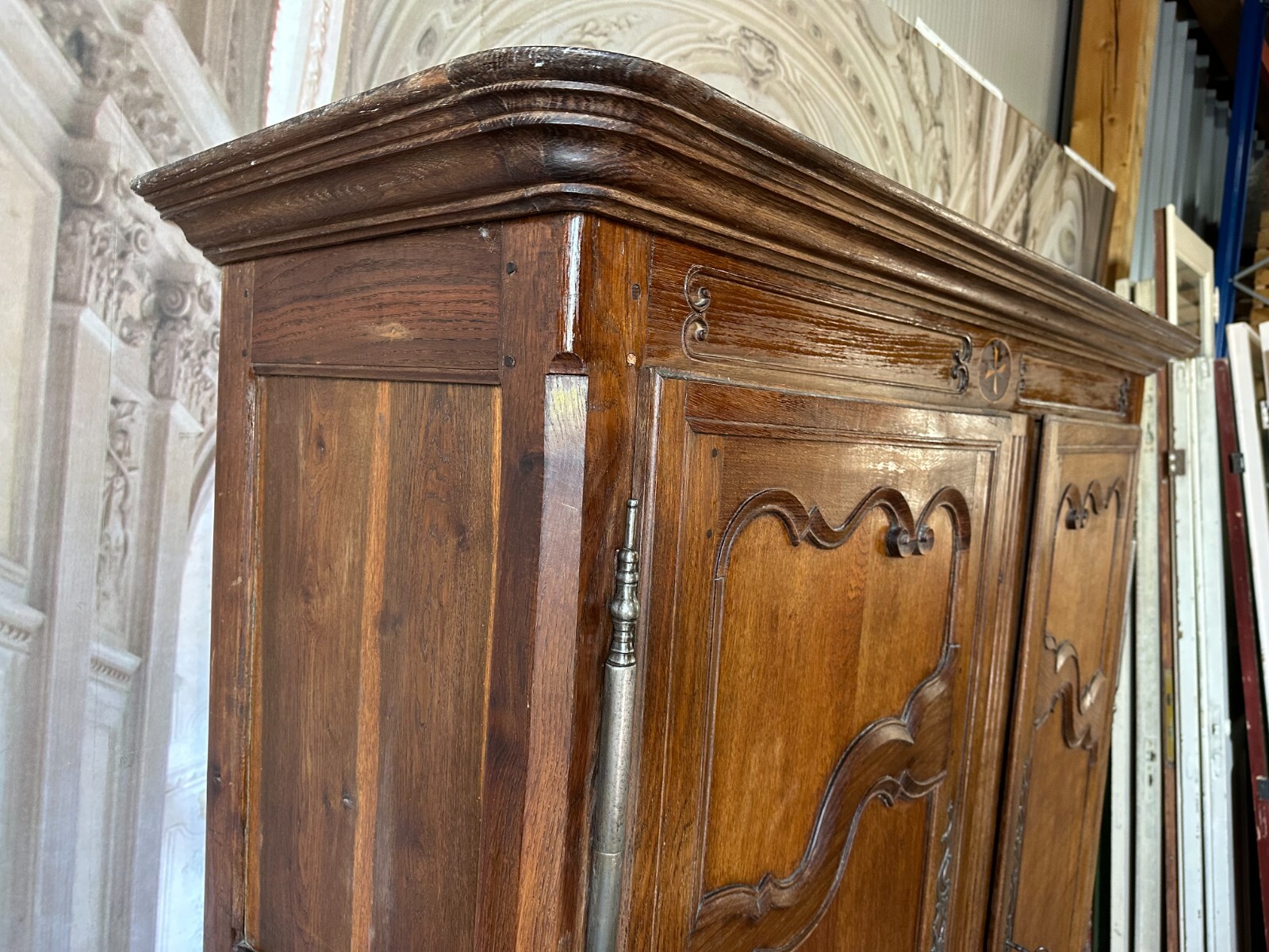 HERRSCHAFTLICHER BAROCKSCHRANK LOTHRINGER SCHRANK BAROCK UM 1760 EICHE INTARSIEN – Bild 9