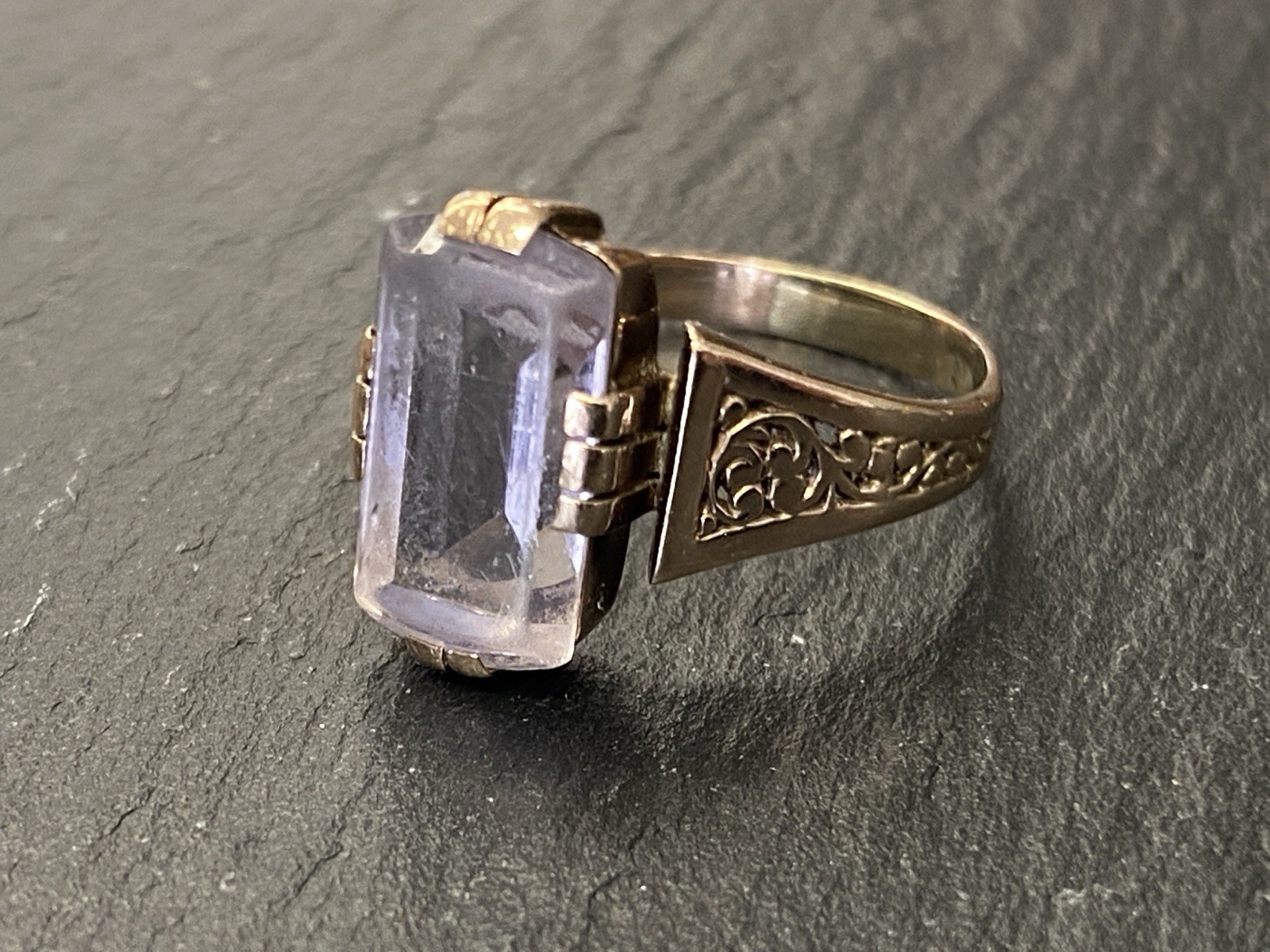 RING BERGKRISTALL FILIGRANES DEKOR QUARZ GRÖSSE 60, wohl Silber vergoldet