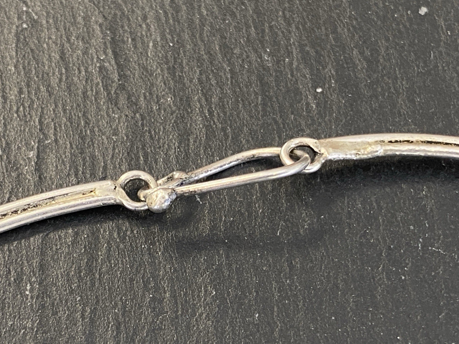 AUSGEFALLENE KETTE AUS 925 STERLING SILBER MIT HÄMATIT CABOCHON – Bild 11